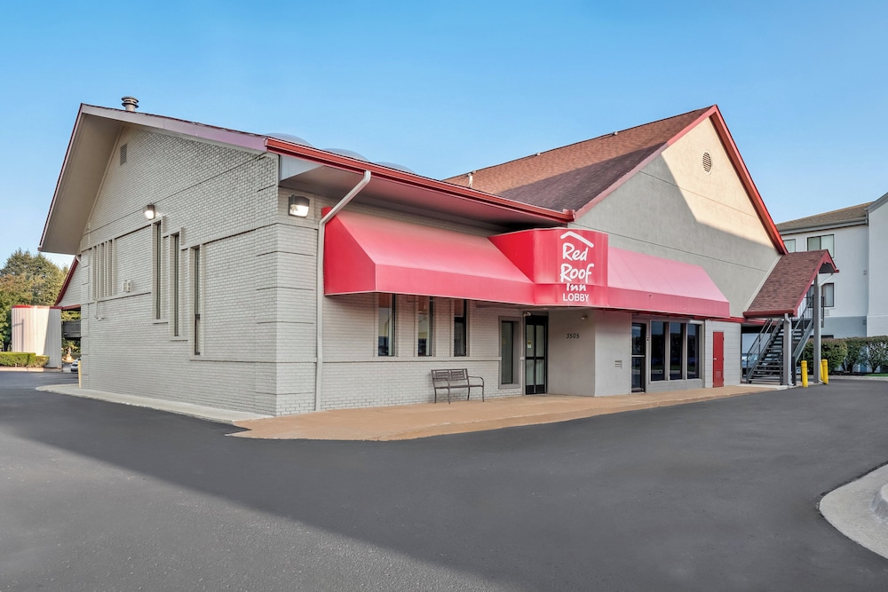 Red Roof Inn Ann Arbor U of Michigan South in Ann Arbor, United States