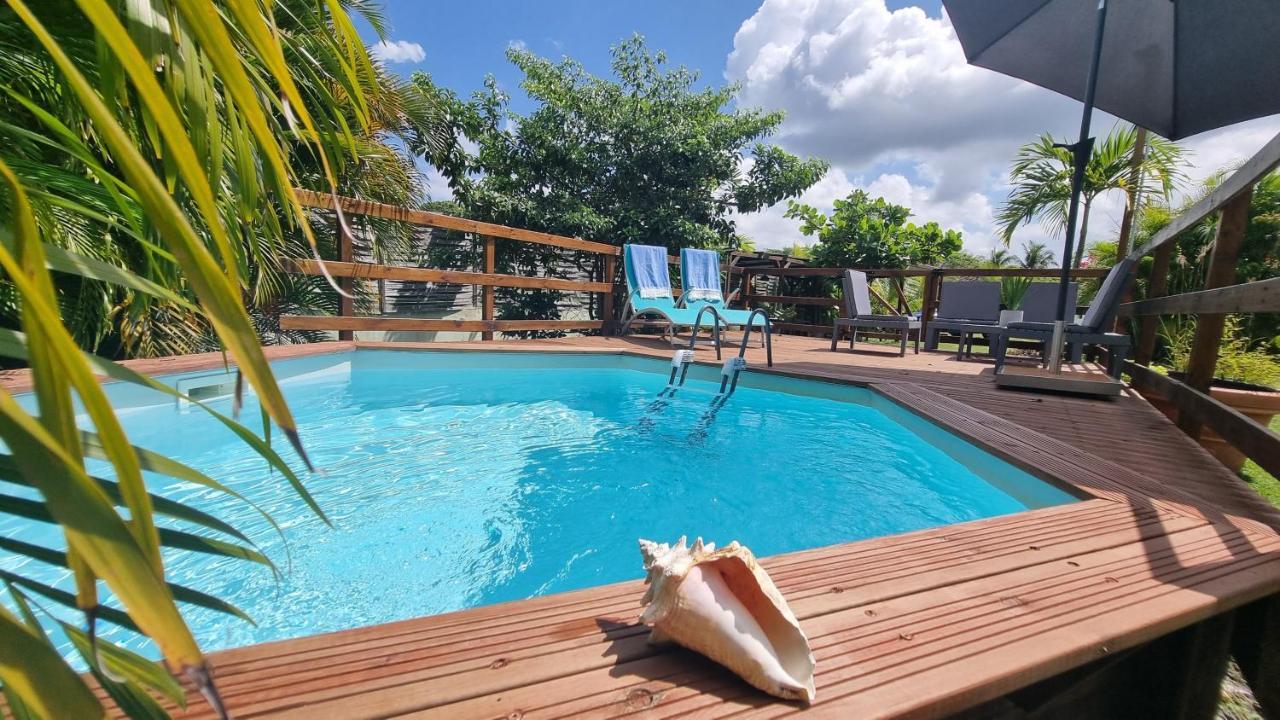 La Villa Rainbow & ses 2 Kabanes — 4-Star Luxury Hotel in Sainte-Anne, Guadeloupe