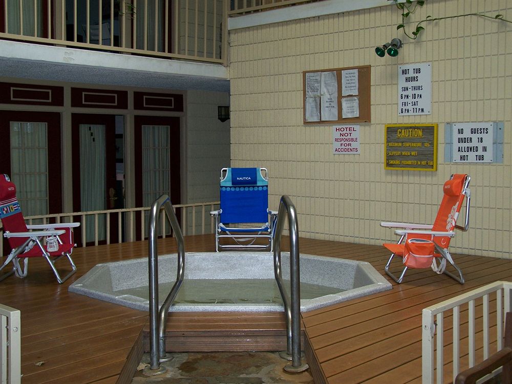 Season's Inn - photo 4