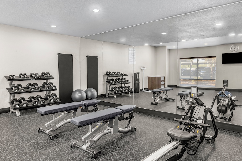 Holiday Inn Express & Suites Phoenix West Tolleson by IHG - photo 45
