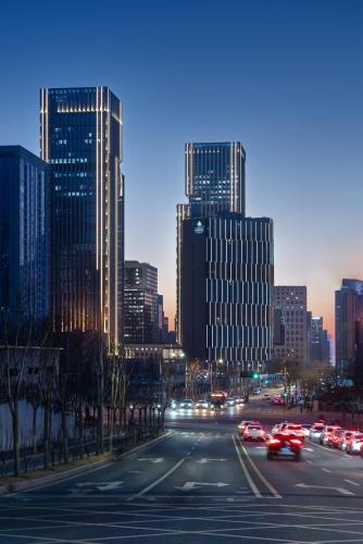 Grand Barony Jinan CBD — 5-Star Luxury Hotel in Jinan, People's Republic of China