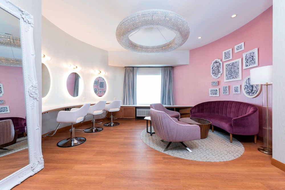 Fairfield Inn & Suites by Marriott Fair Oaks Farms - photo 14