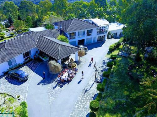 Private exclusive resort 40 Min to City — 4-Star Luxury Hotel in Kenthurst, Australia