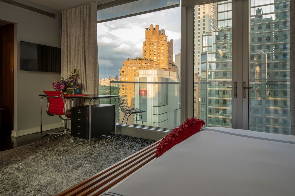 6 Columbus Central Park Hotel - photo 3