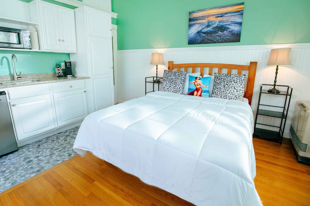 The Provincetown Hotel at Gabriel's - photo 13