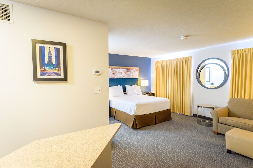 Philadelphia Suites at Airport An Extended Stay Hotel - photo 8