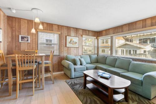 331D 331 Descanso in Avalon, United States