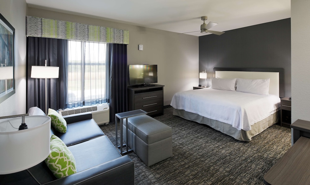 Homewood Suites by Hilton Topeka - photo 17