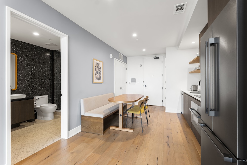Austin Condo Hotel - photo 267