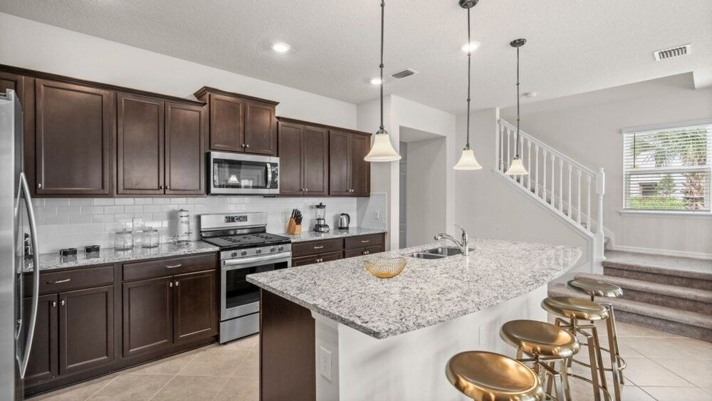 Fun For The Whole Family Townhome At Solterra Resort 5 Bedroom Townhouse by Redawning - photo 15