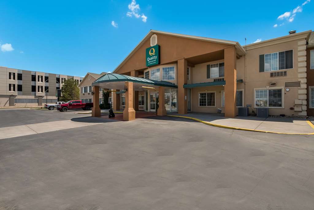 Quality Inn & Suites Airport West - photo 3