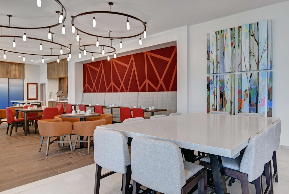 Hilton Garden Inn Madison Huntsville Airport - photo 42