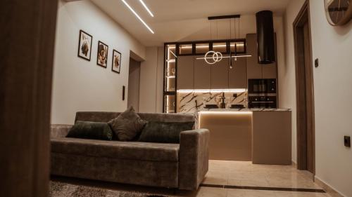 Executive House est November 2024 — 4-Star Luxury Hotel in Trikala, Greece