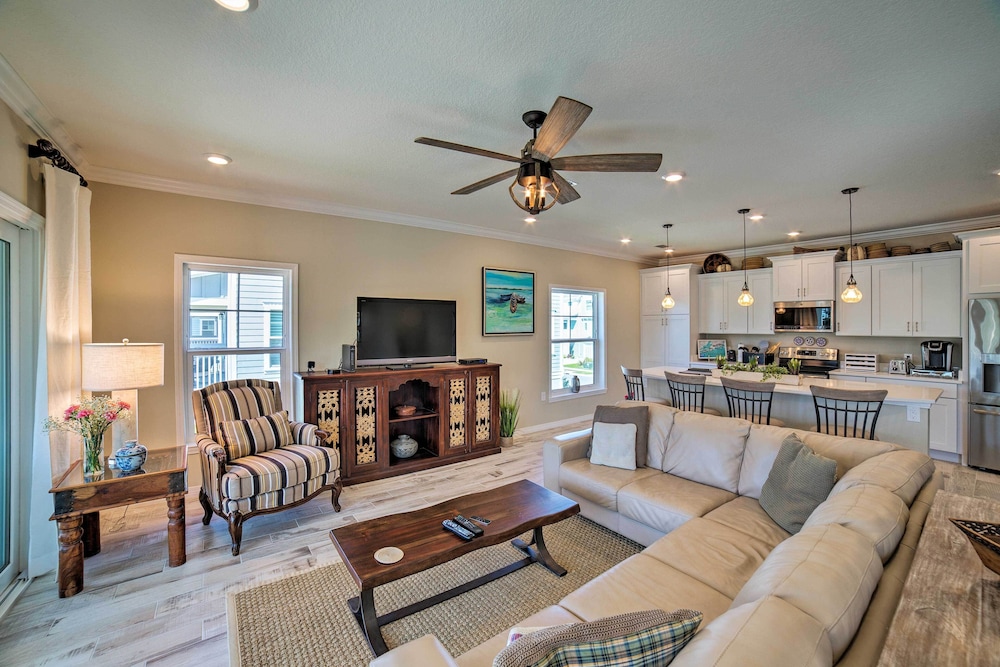Lost Key Golf Resort Townhome 1 Mi to Beach - photo 2