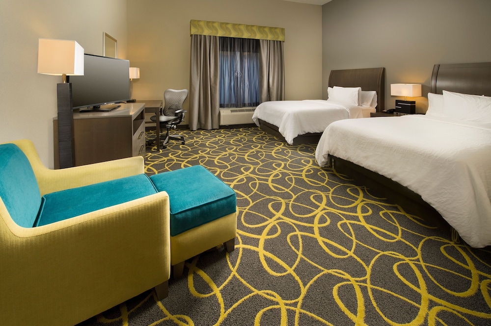 Hilton Garden Inn College Station - photo 8
