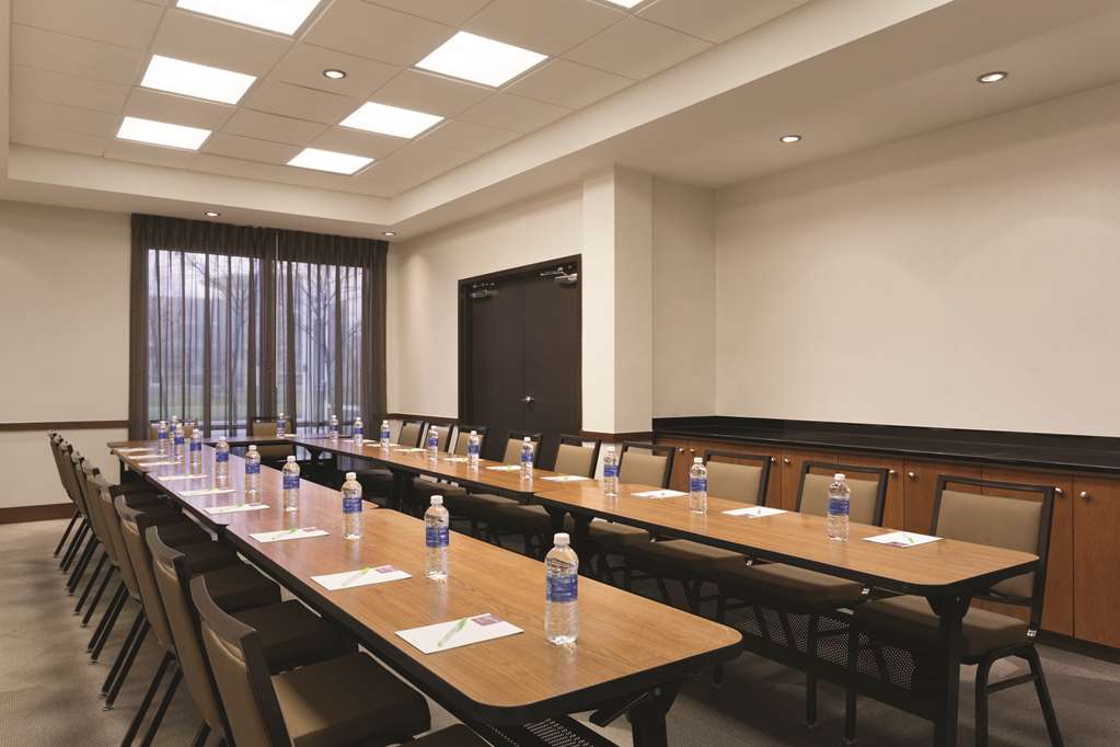 Hyatt Place Portland Airport - photo 16