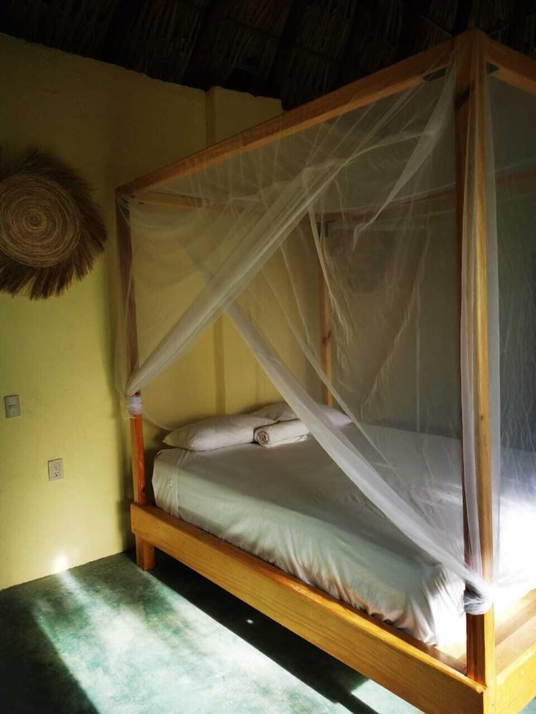 Hotel Ruunda in Santa Maria Tonameca, Mexico