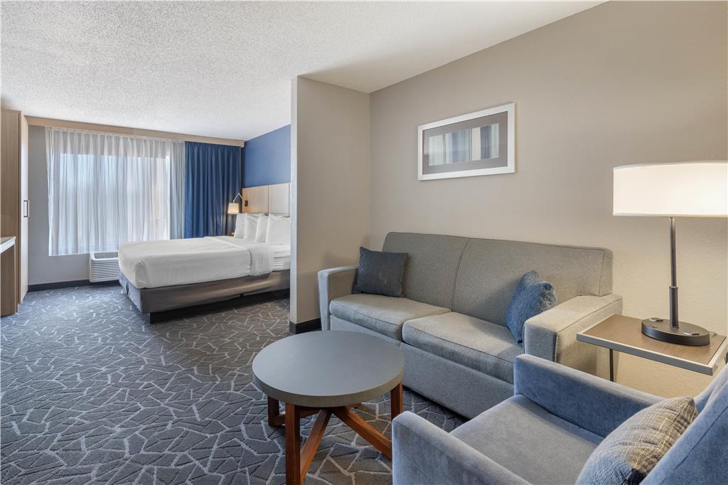 Best Western Eau Claire South - photo 4
