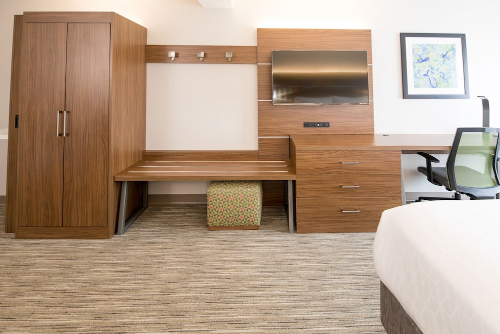 Holiday Inn Express Atlanta Stone Mountain by IHG - photo 9