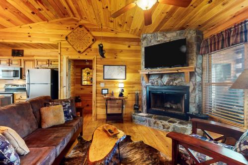 Bear Butte in Blue Ridge, United States