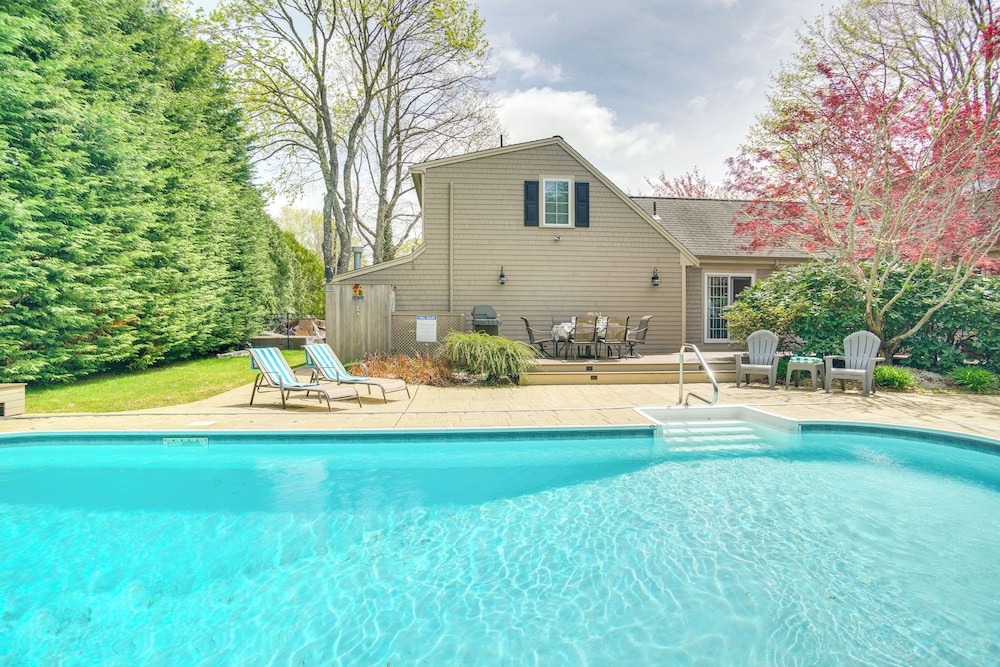 Expansive Group Getaway 1 Mi to Dtwn Falmouth in Falmouth, United States