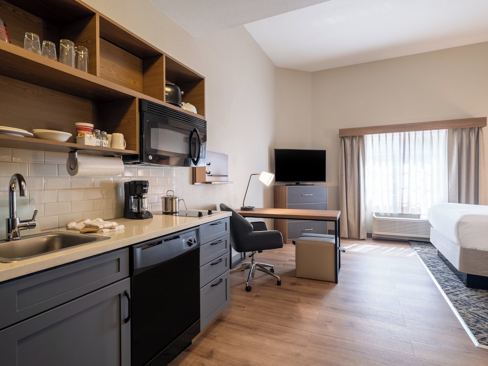 Candlewood Suites Arundel Mills BWI Airport by IHG - photo 18