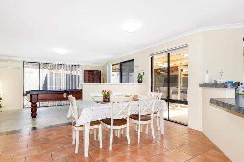 Coastal Haven on Ostia Geographe — hotel in Geographe