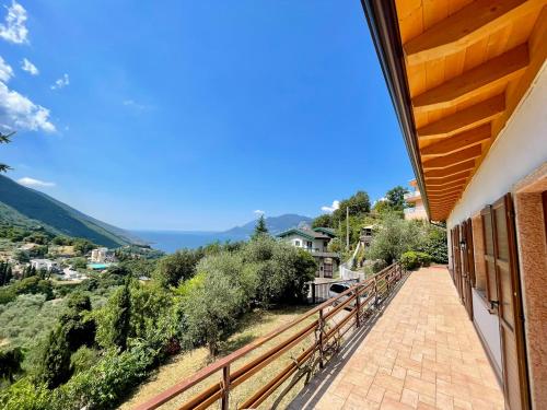 Lake View Casa Chiara — 4-Star Luxury Hotel in Malcesine, Italy