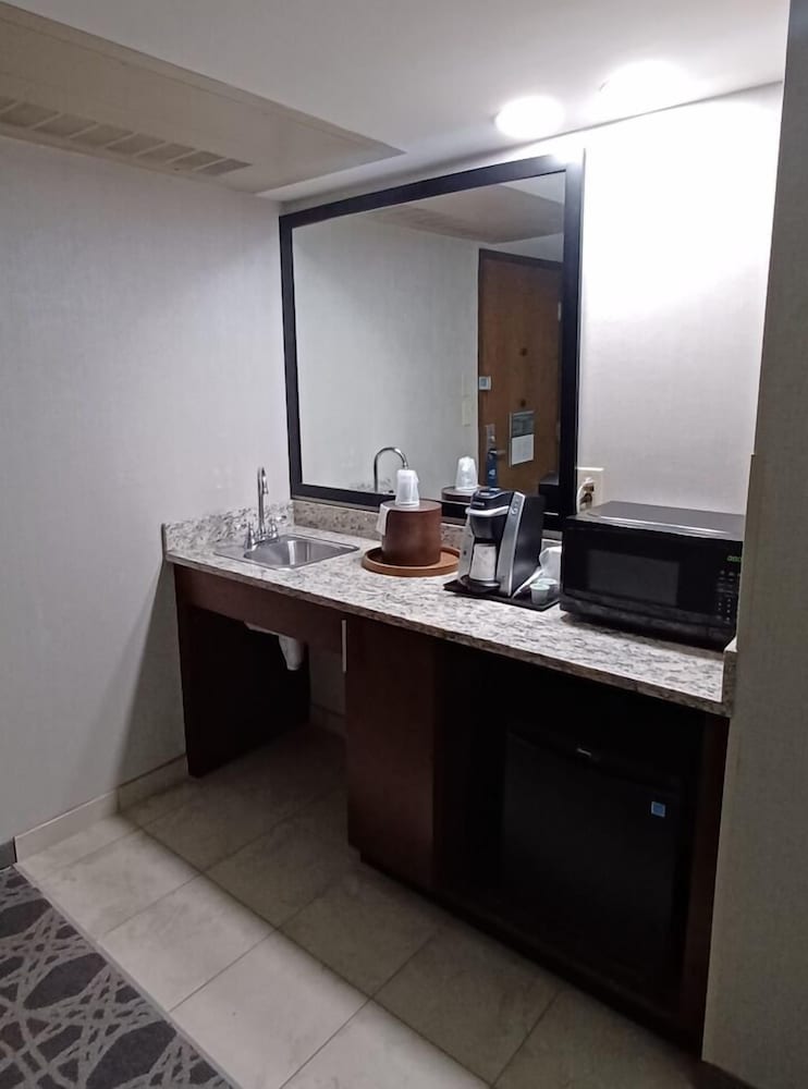 Holiday Inn McAllen Medical Center Area an IHG Hotel - photo 13