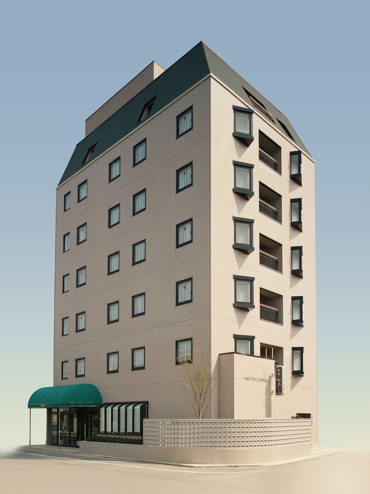 Ichimiya Green Hotel - carbon neutral hotel in Ichinomiya