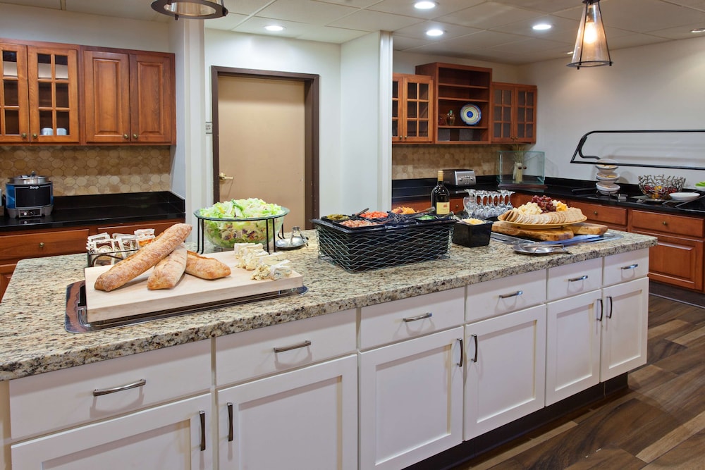 Homewood Suites by Hilton Fairfield Napa Valley Area - photo 22