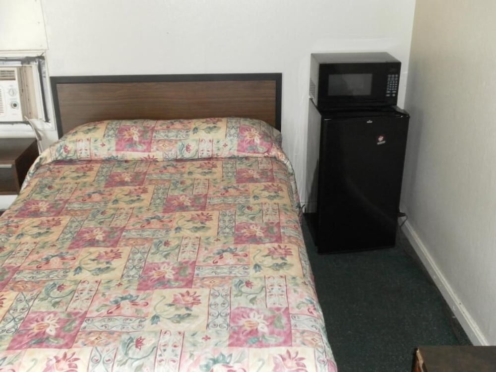 Tidewater Motel - photo 10