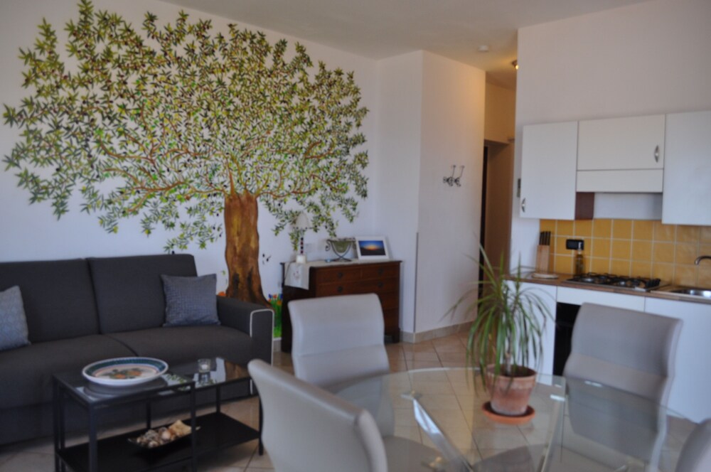 The Lemon Tree — 4-Star Luxury Hotel in Taormina, Italy