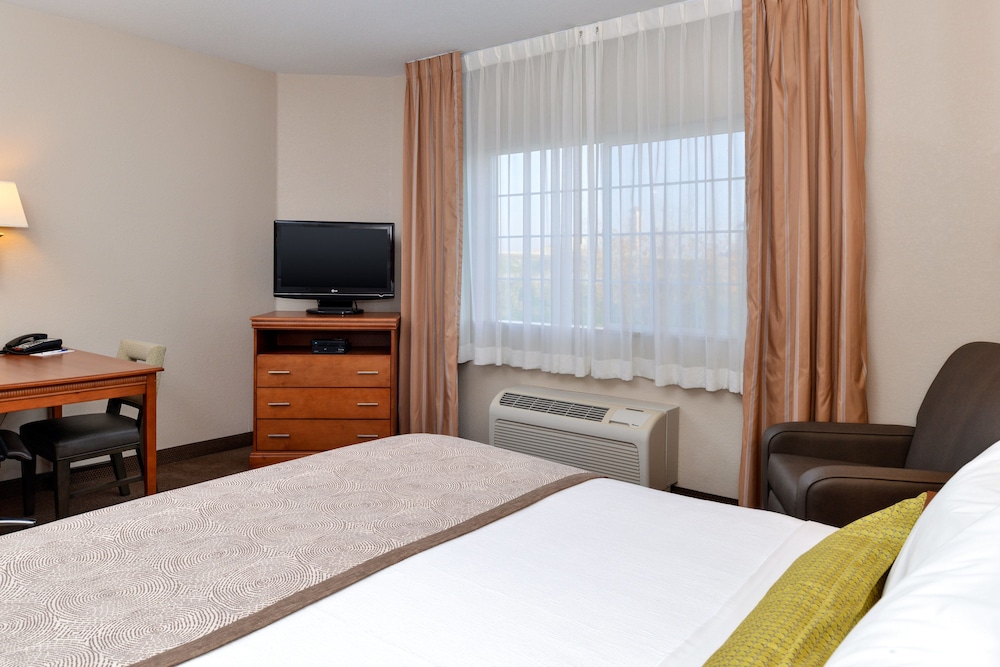 Candlewood Suites Turlock by IHG - photo 12