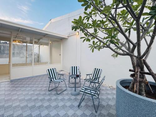 Charming Minimal 3BR Home Near BTS Ari Bangkok