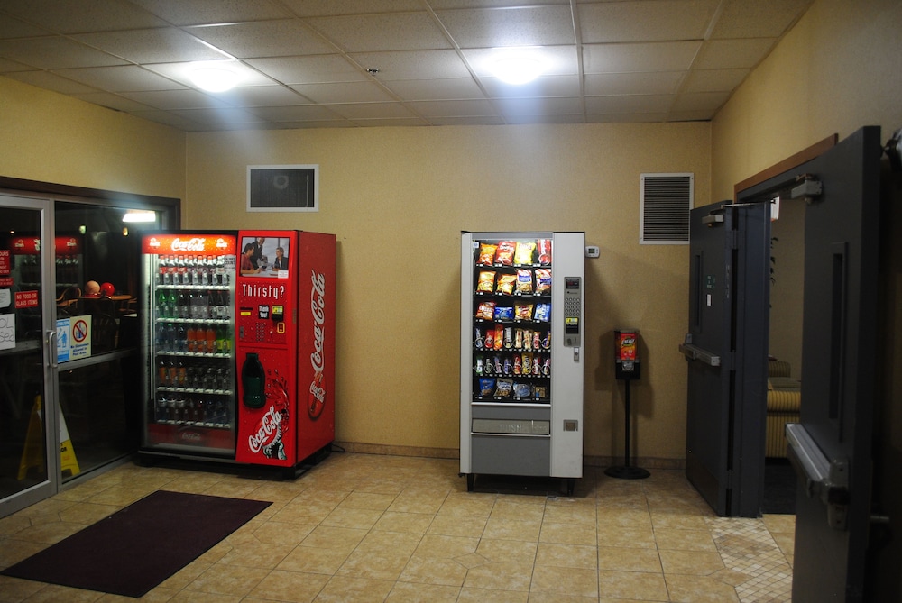 Asteria Inn and Suites - photo 16