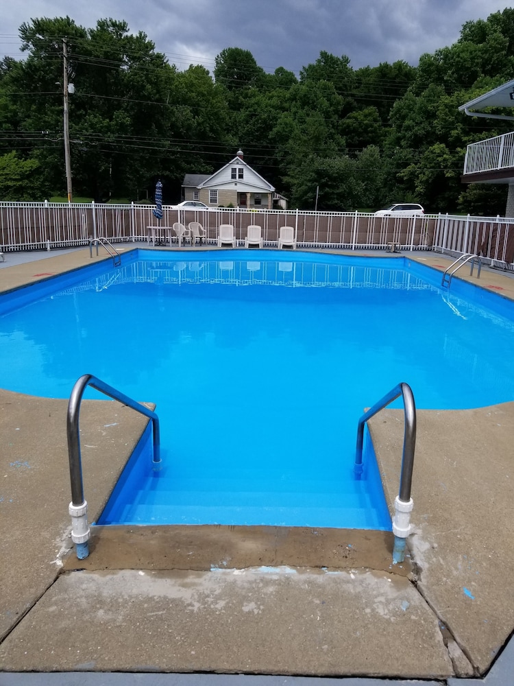 Best Budget Inn Tell City - featured photo