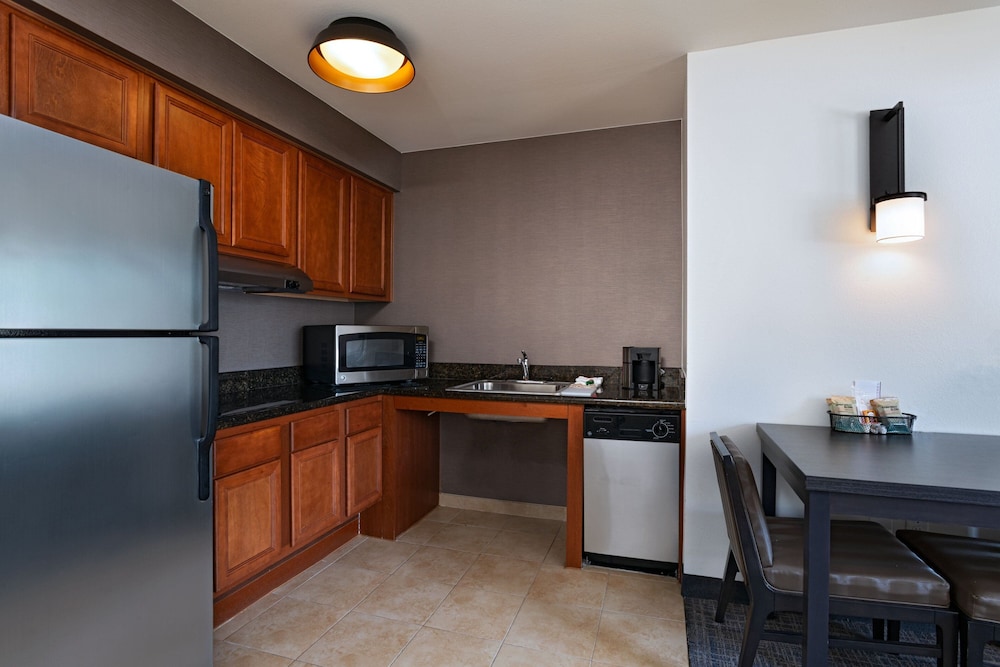 Residence Inn by Marriott Beaumont - photo 14