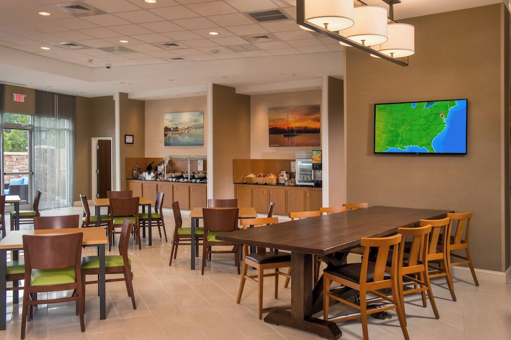 Fairfield Inn and Suites by Marriott Washington - photo 20