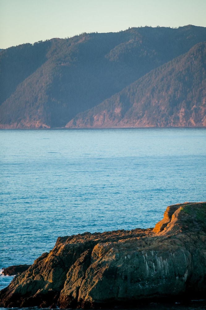 Inn Of The Lost Coast - photo 38