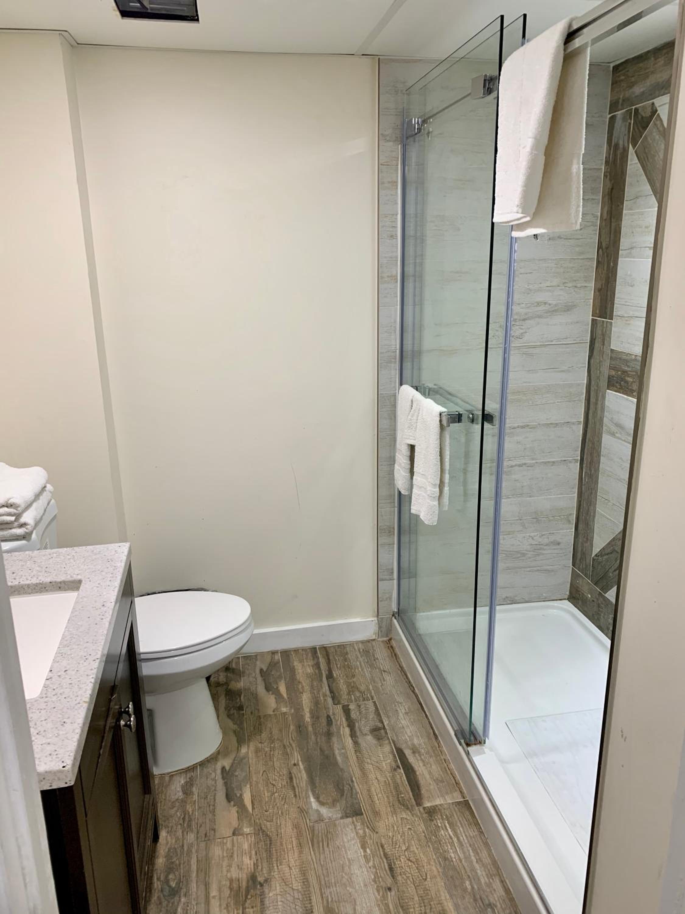 Penn Lodge Hotel & Suites - photo 8