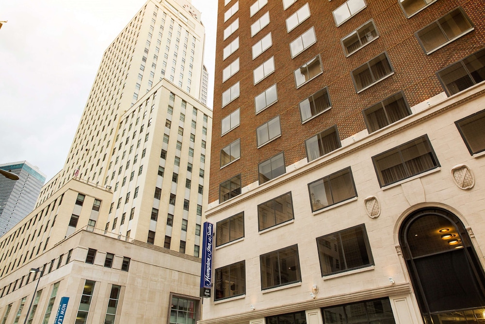 Hampton Inn & Suites Dallas Downtown - photo 74