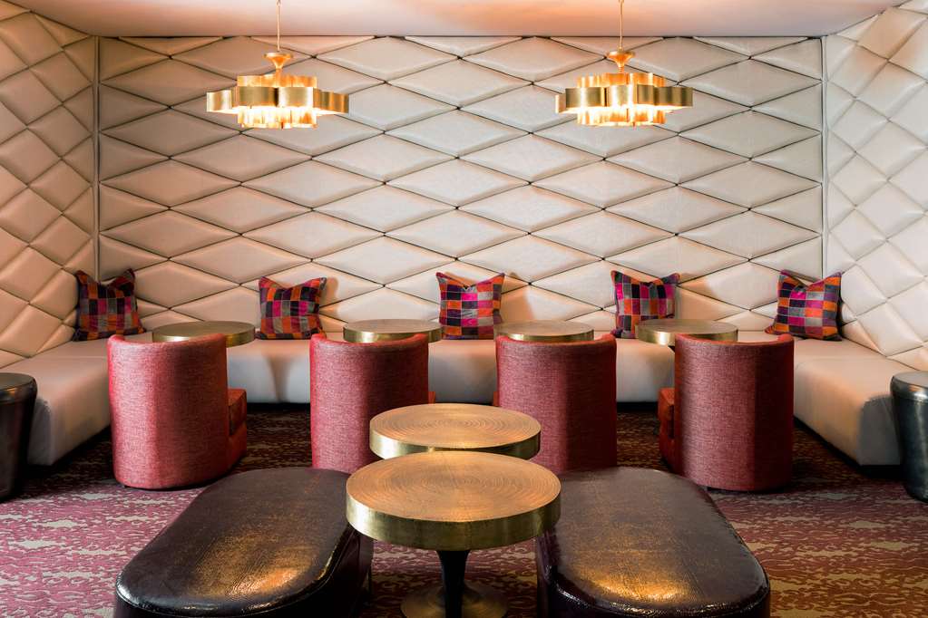 Charlesmark Hotel - photo 3