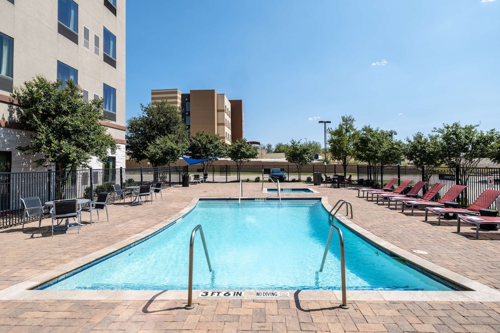 Hilton Garden Inn Fort Worth Alliance Airport - photo 39