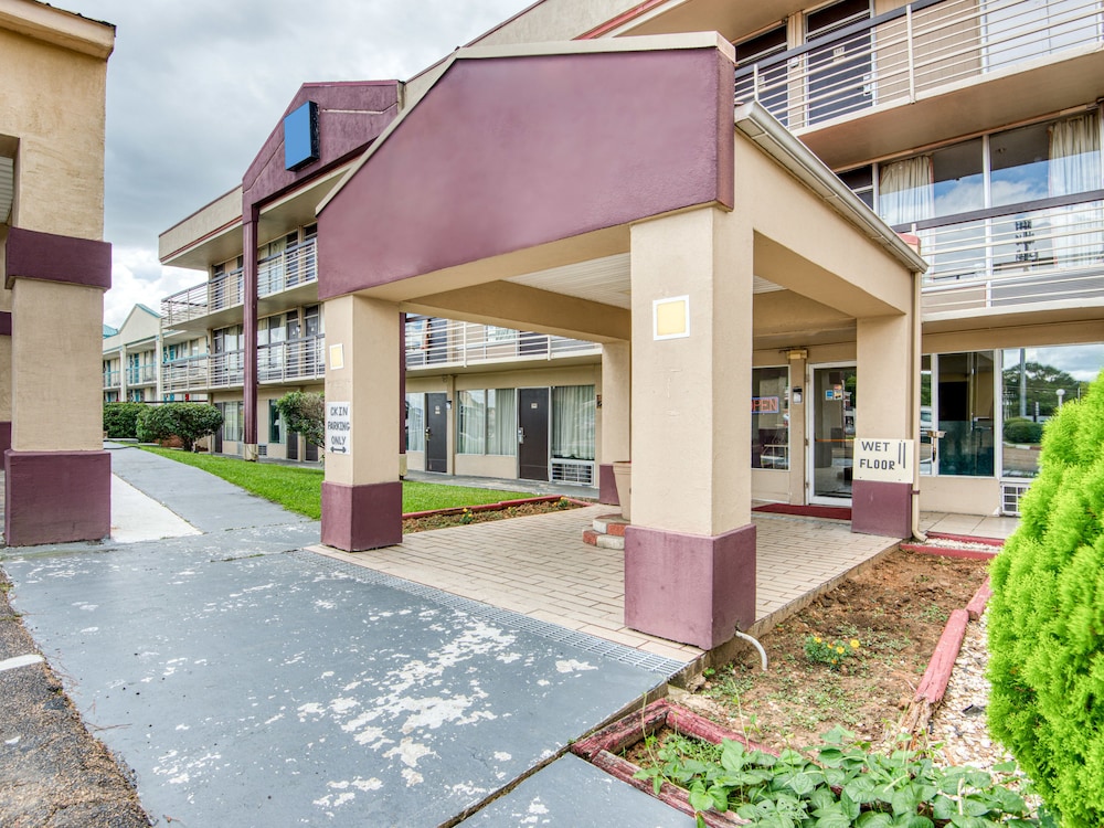 OYO Hotel Jackson North I 55 - photo 25