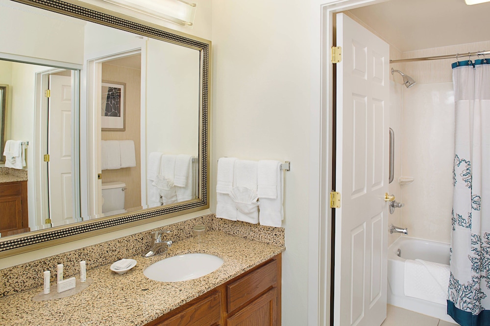 Residence Inn by Marriott Gaithersburg Washingtonian Center - photo 29