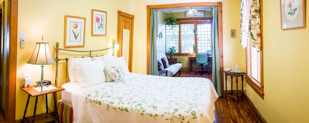 Sweetwater Branch Inn - photo 9
