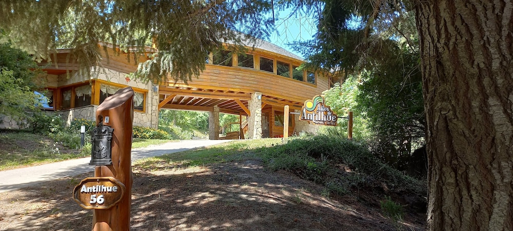 Altos de Antilhue Apart Hotel in Villa La Angostura, Argentina
