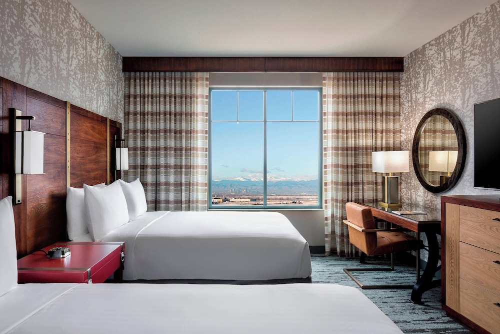 Gaylord Rockies Resort & Convention Center - photo 12