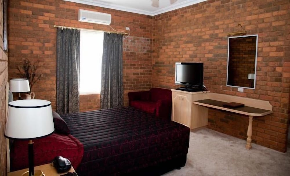 The Charles Sturt Motor Inn — Cobram — photo 5